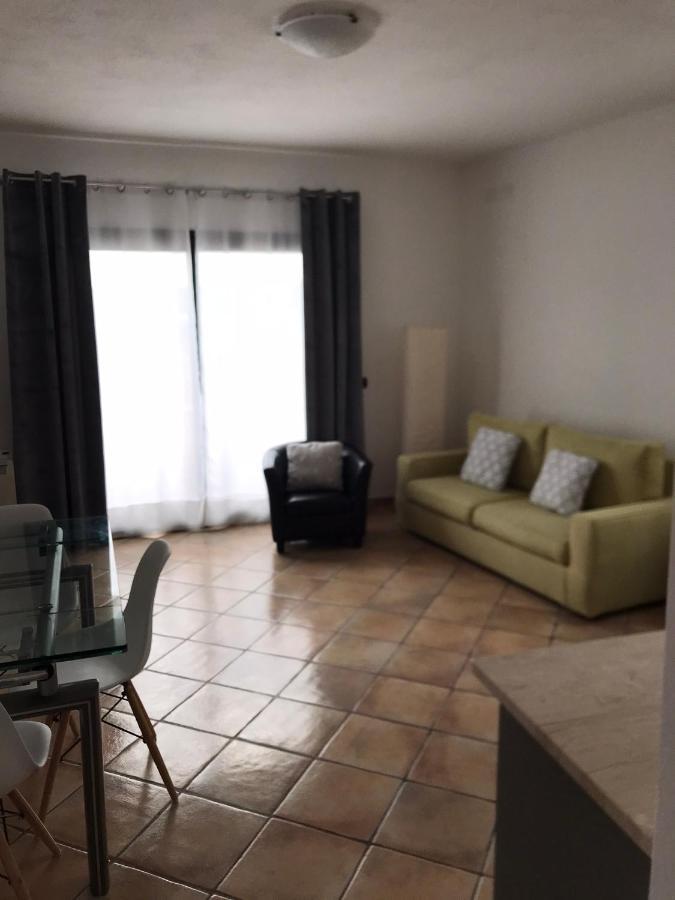 Monis Hogar Arzachena Exterior foto