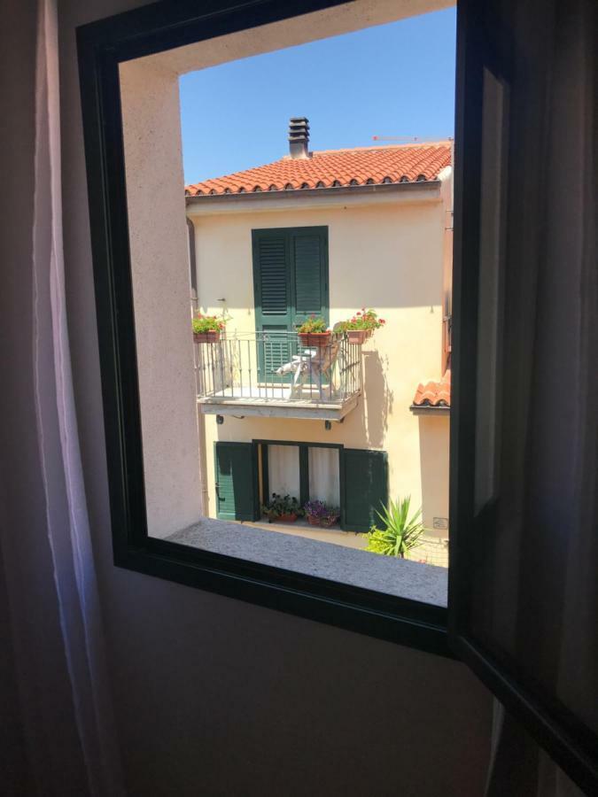Monis Hogar Arzachena Exterior foto
